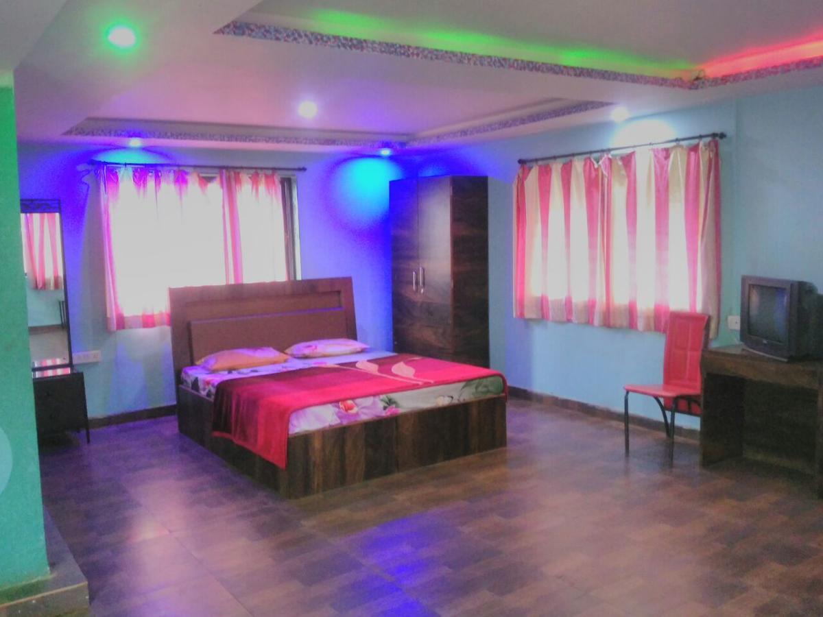 Yogadaa Royal Resort Mahābaleshwar Kültér fotó